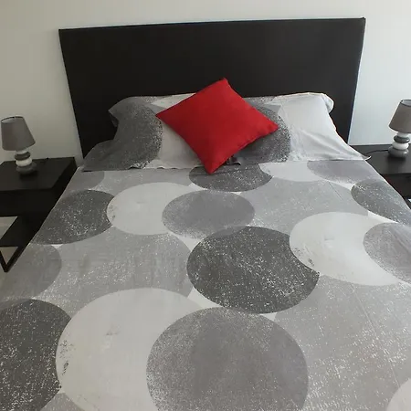 Carrilho Center House Apartament *